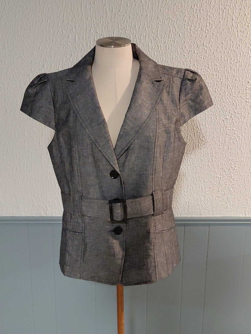 Ann Taylor Heather Gray Short-Sleeve Belted Blazer